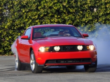 Ford Mustang 2010 50 50